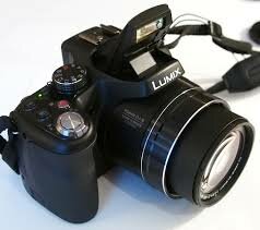 Panasonic Lumix DMC-FZ200 Digital Camera